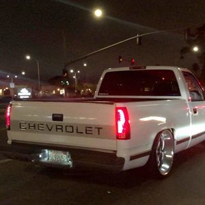 Meet your Posher, Santos